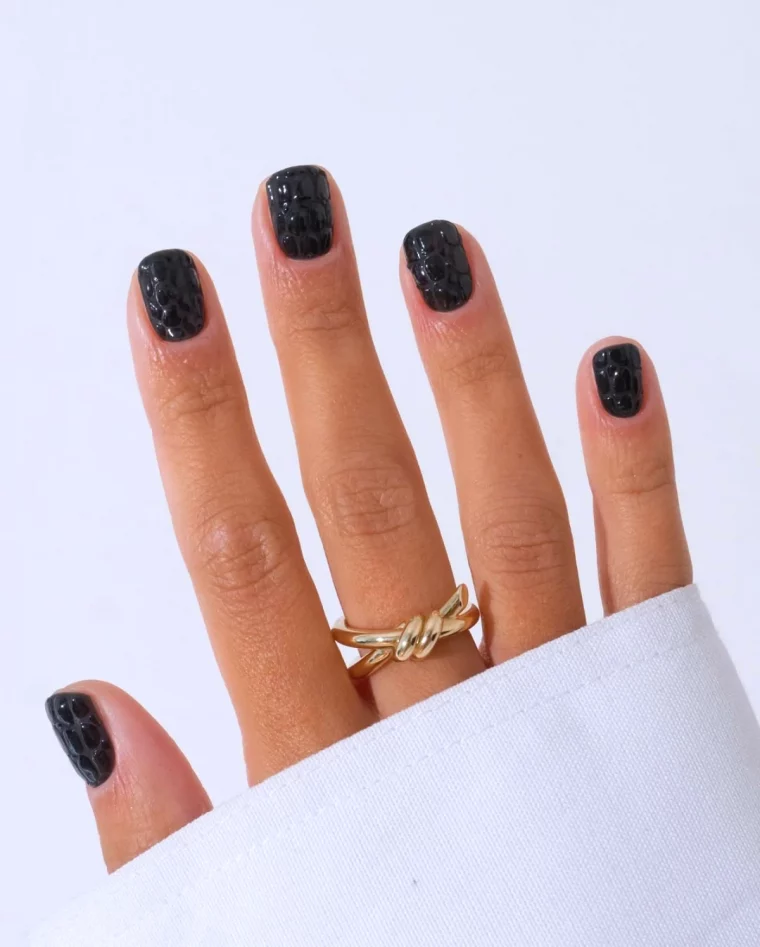 ongles gel manucure tendance 2025