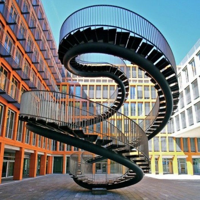 suite-de-Fibonacci-escalier-en-metal-resized