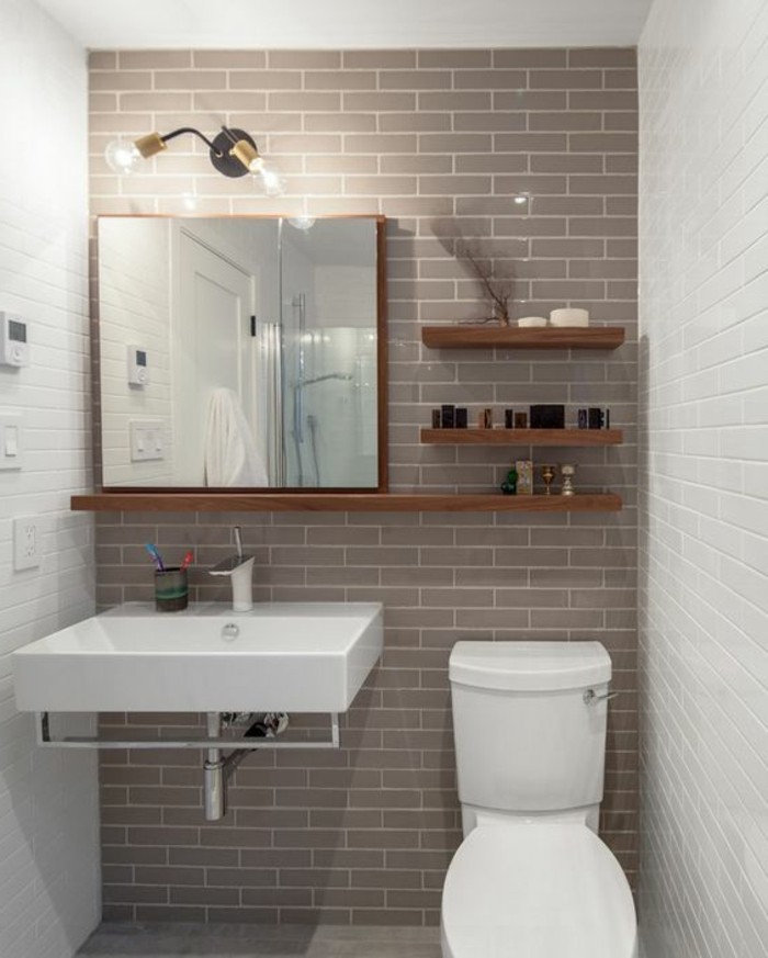 0-salle-de-bain-carrelage-blanc-beige-applique-salle-de-bain-luminaire-salle-de-bain