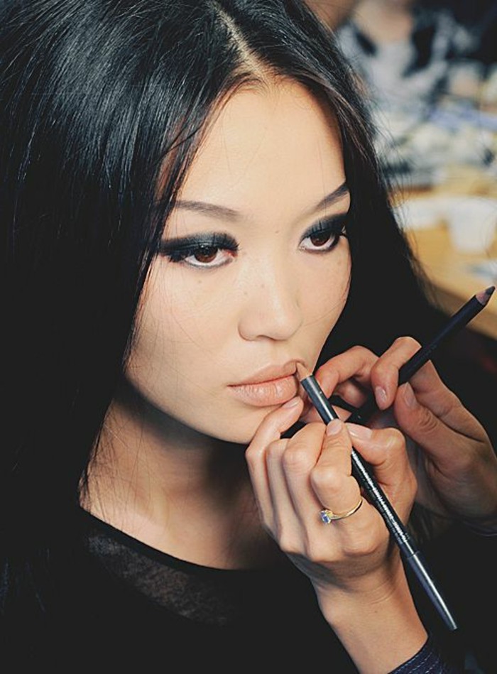00-maquillage-asiatique-comment-maquiller-les-yeux-asiatique