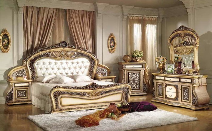 chambre-vintage-idée-déco-vintage-lit-baroque-coiffeuse-majestueuse