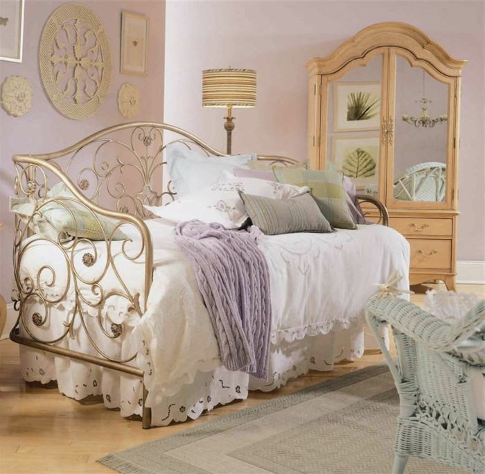 chambre-vintage-modèle-chambre-adulte-style-vintage-élégant-armoire-avec-tiroirs