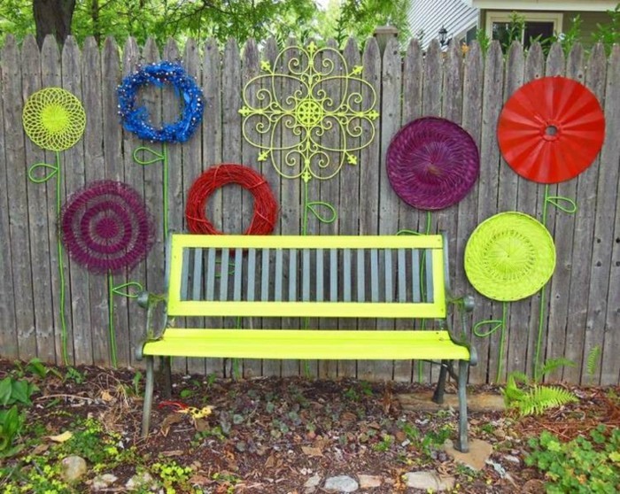 deco-boheme-chic-pour-le-jardin-banc-en-vert-neon-resized