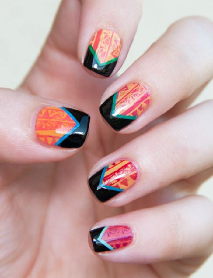 déco-ongles-design-cool-nail-art-plusieurs-couleurs