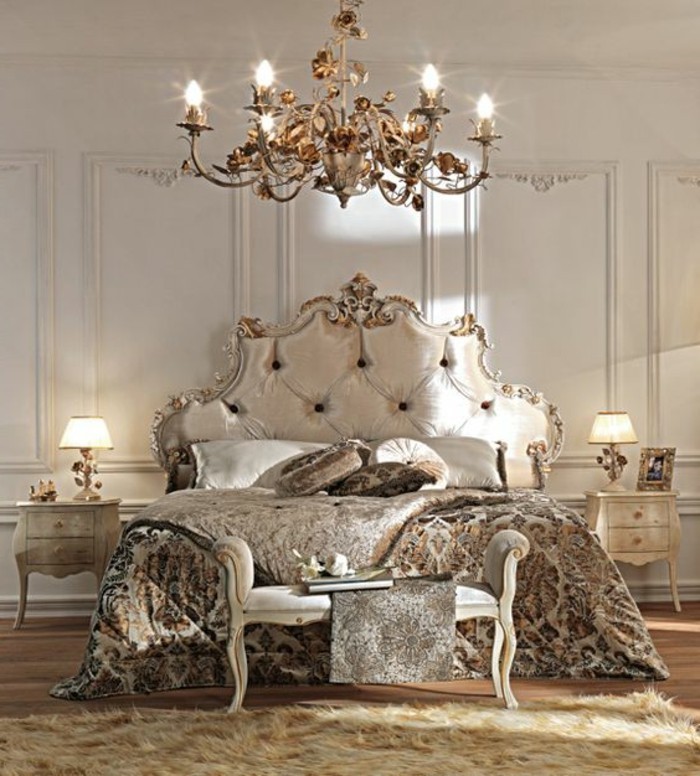 0-éclairage-romantique-dans-la-chambre-a-coucher-baroque-en-beige-luste-baroque