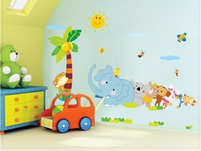 peinture-chambre-bébé-bleue-et-jaune-sticker-muraux-sur-le-thème-des-animaux-idée-déco-murale-mignonne