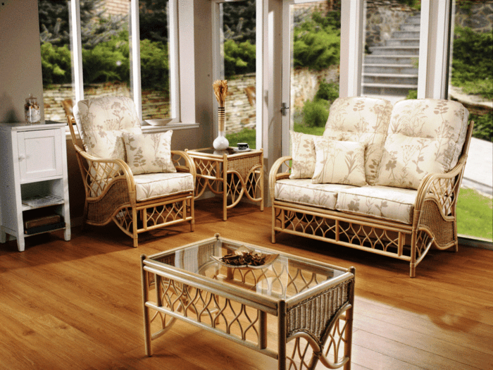 formidable-idee-deco-veranda-meubles-en-bois-style-vintage-très-élégant-et-raffiné