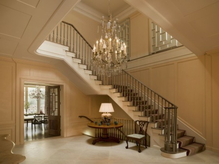 escalier-quart-tournant-très-élégant-escalier-maison-spacieuse