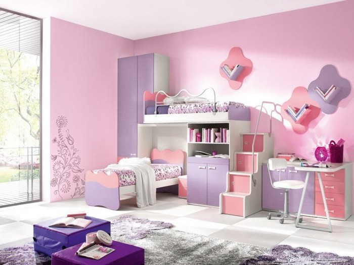 idee-deco-chambre-fille-peinture-chambre-enfant-en-rose-et-violet-lits-superposés-armoire-bureau-espace-de-rangement-idée-mignonne