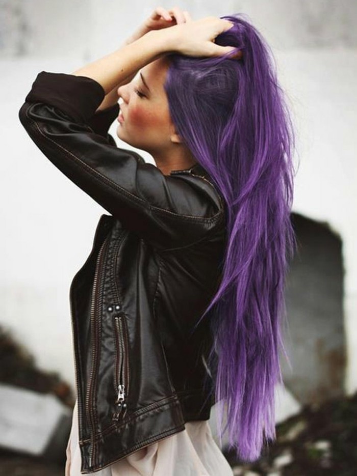 coloration-cheveux-couleur-cheveux-tendances-violet