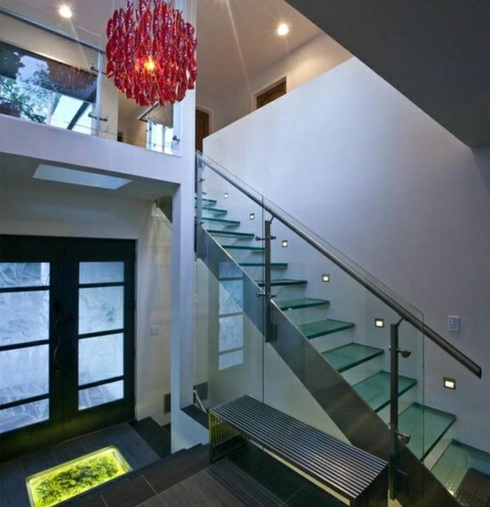 escalier-moderne-garde-corps-en-verre-escalier-verre-et-métal