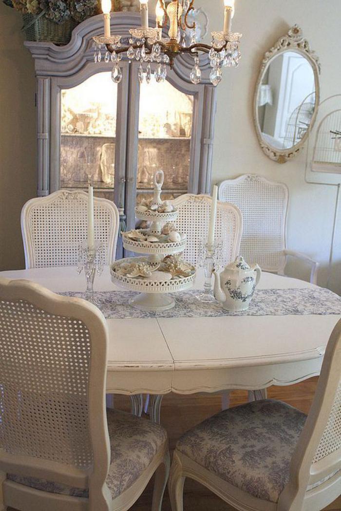 D Co Et Meubles Shabby Chic Dans La Salle Manger Comment Cr Er Une   Meubles Shabby Chic Meuble Style Shabby Table Et Chaises Baroques 