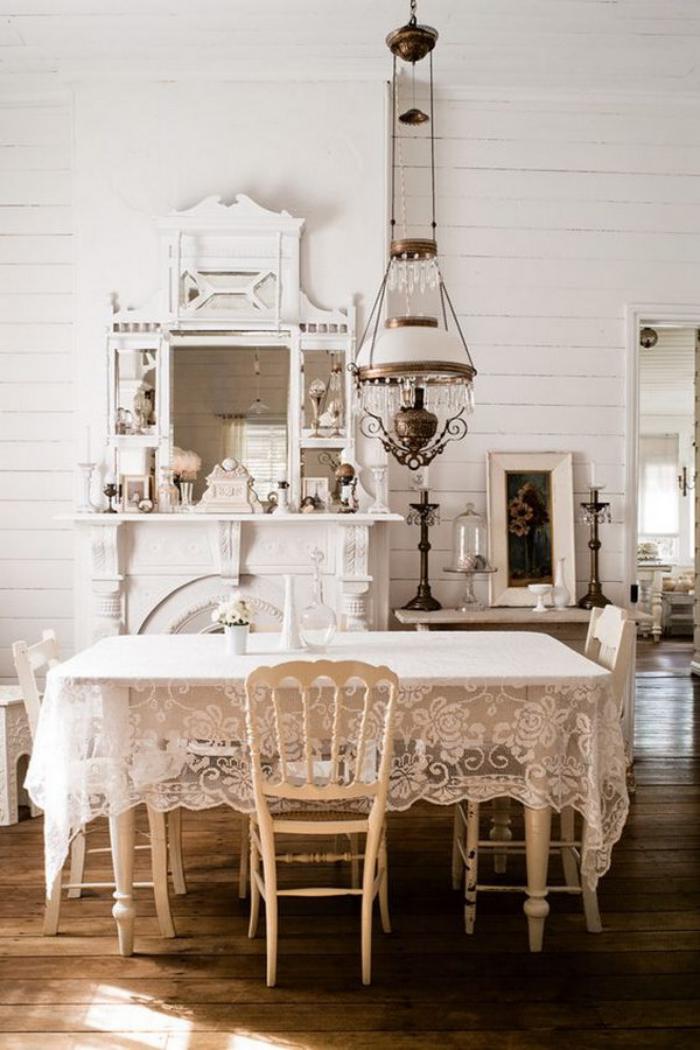 meubles-shabby-chic-miroir-vintage-peinture-blanche-salle-à-manger-shabby-élégante