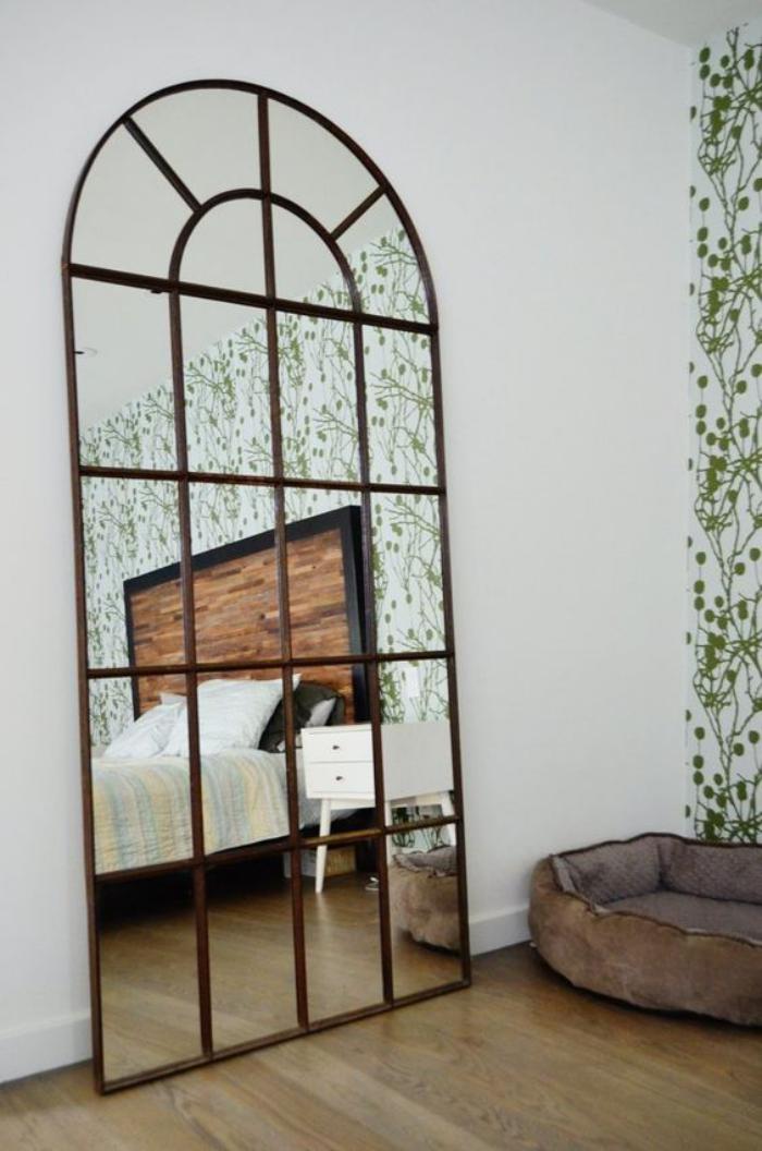 miroir-fenêtre-cadre-style-vintage-industriel