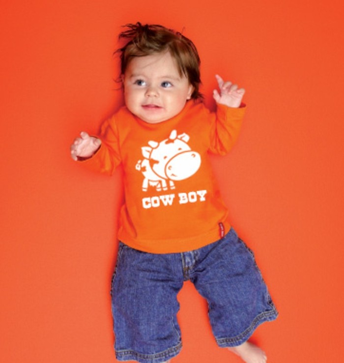 t-shirt-personnalisé-enfant-petit-cowboy-en-orange-resized