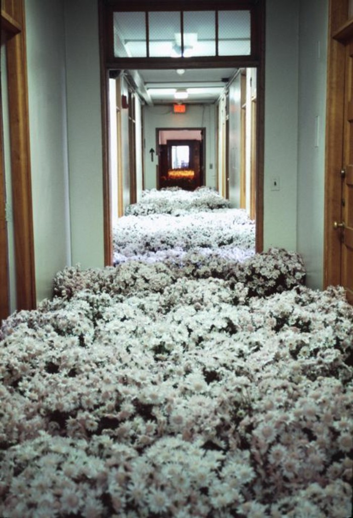22-tapis-de-couloir-fait-de-fleurs