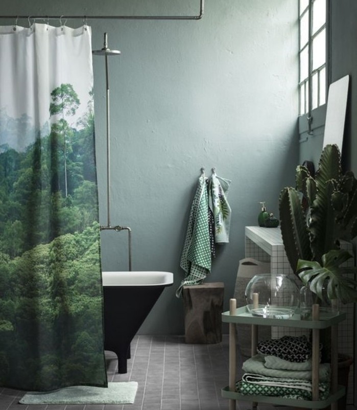 excellente-idée-couleur-salle-de-bain-verte-baignoire-à-poser-rideau-de-douche-ambiance-vintage