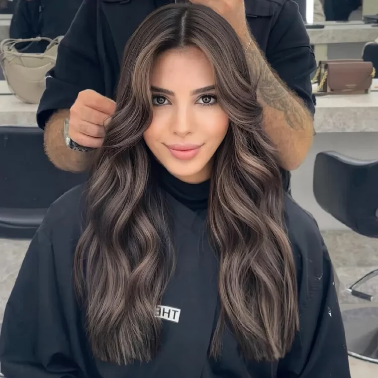 balayage pour brune tout ce qu il faut savoir