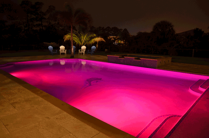 eclairage-piscine-led-rose