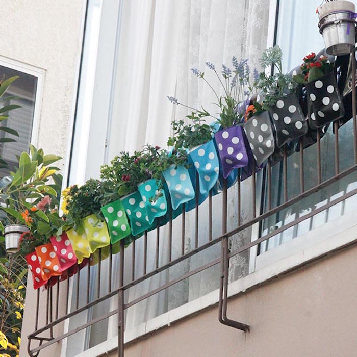 flora-pockets-jardiniere-balcon-jardiniere-plastique-original-design