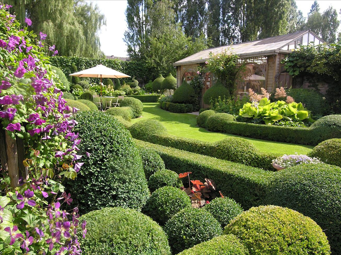 gazon-anglais-jardin-britannique-idee-amenager-avoir-une-belle-pelouse