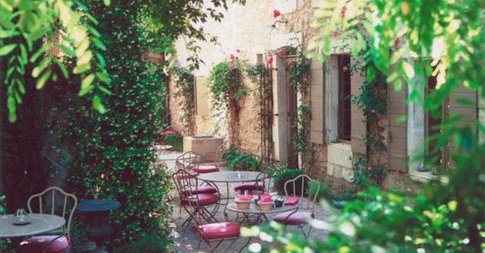 jardin-mediterraneen-france-francais-provence-procencal-idee-deco-design-decoration-style