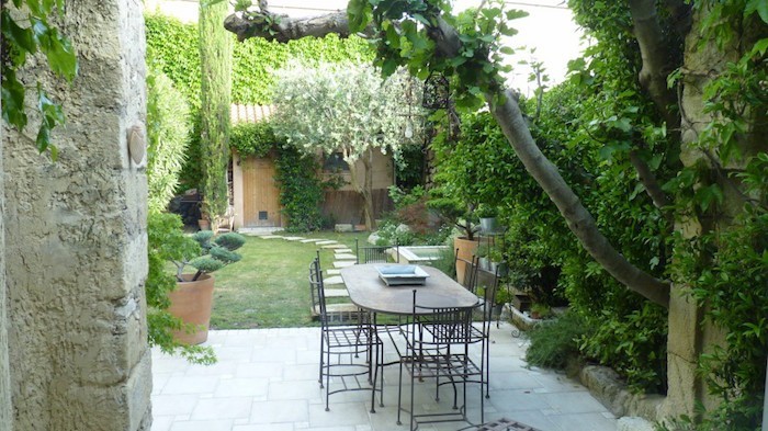 jardin-mediterraneen-france-francais-provence-procencal-idee-deco-design-decoration