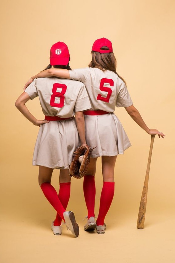 joueuses-de-baseball-excellente-idee-deguisement-halloween-deguisement-a-faire-soi-meme