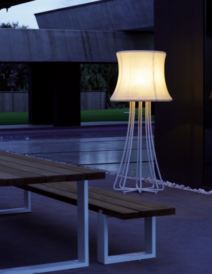 lampe-exterieur-design-lampadaire-jardin