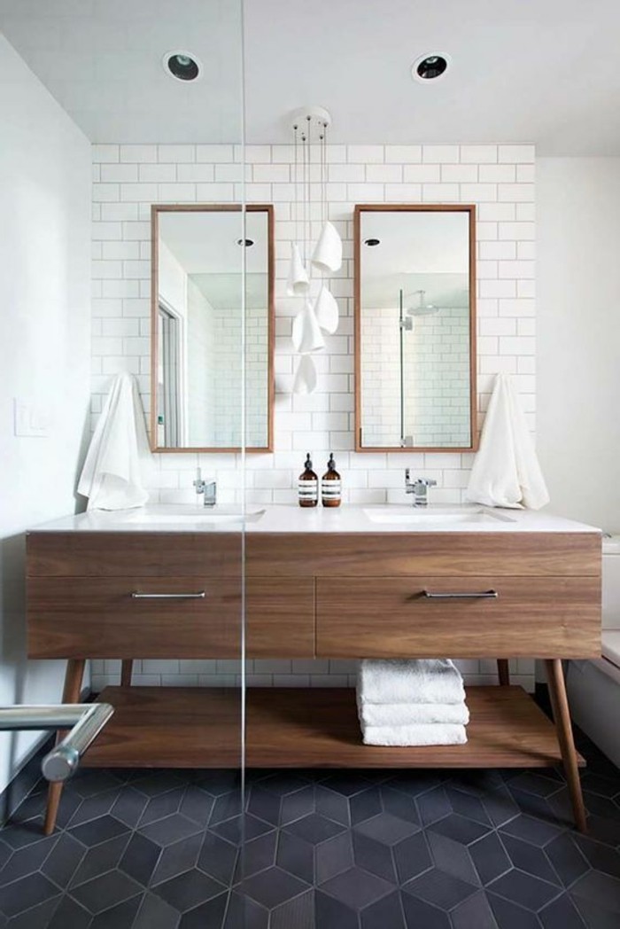 miroir-salle-de-bain-deux-miroirs-cadre-en-bois-deux-lavabos
