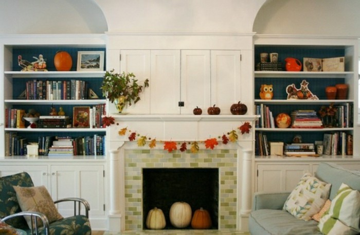originale-idee-bricolage-halloween-primaire-gruirlande-feuilles-colores-chemin-d-interieur