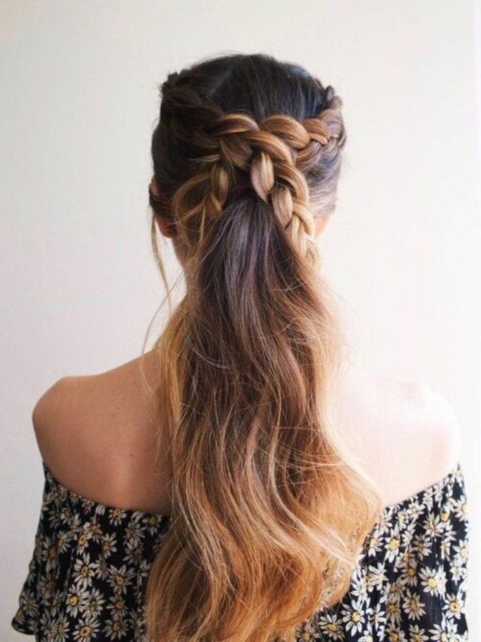 1-coiffure-cheveux-longs-tresse-chatain-fonce-idee-pour-coiffure