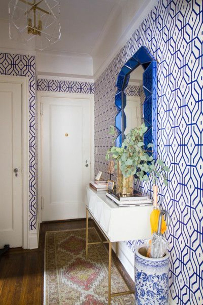 26-decoration-feng-shui-le-mur-est-colore-en-blanc-et-en-bleu