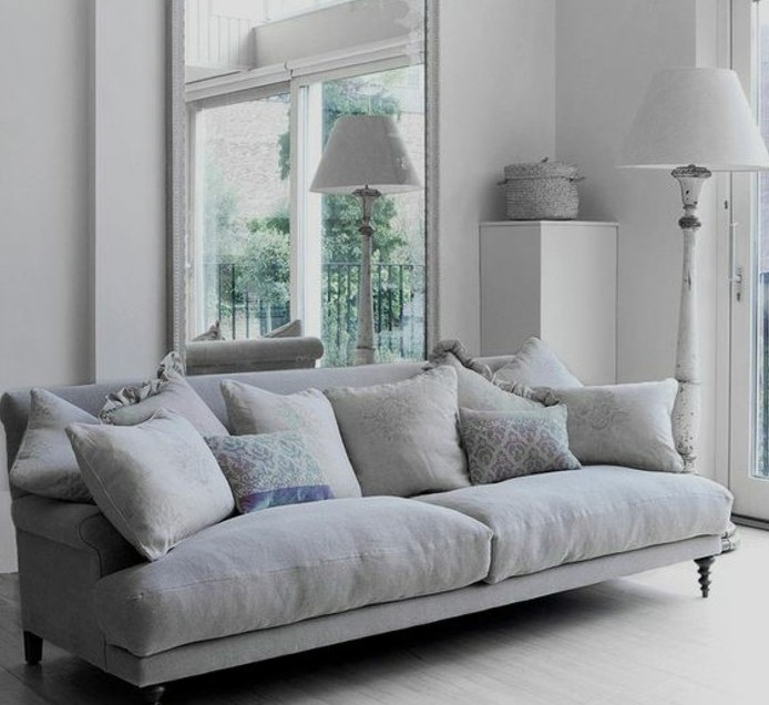 admirable-salon-gris-et-blanc-couleur-peinture-salon-blanc-canape-gris-vintage-ambiance-paisible
