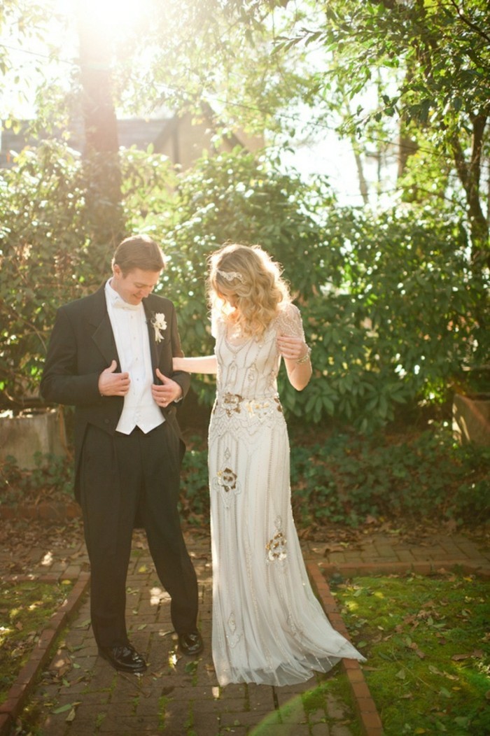 beaute-mariage-vintage-foret-robes-de-mariee-simples-et-chic-idee