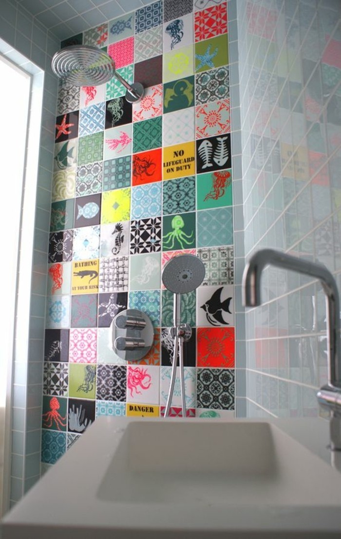 carrelage-patchwork-carreaux-mosaiques-salle-de-bain