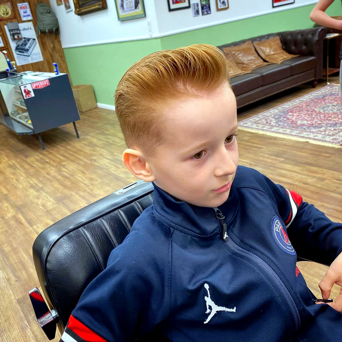 coupe de cheveux moderne pour petit garcon