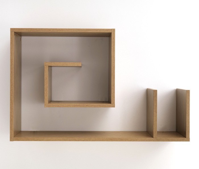 etagere-mural-bois-forme-cube-escargot-design-moderne