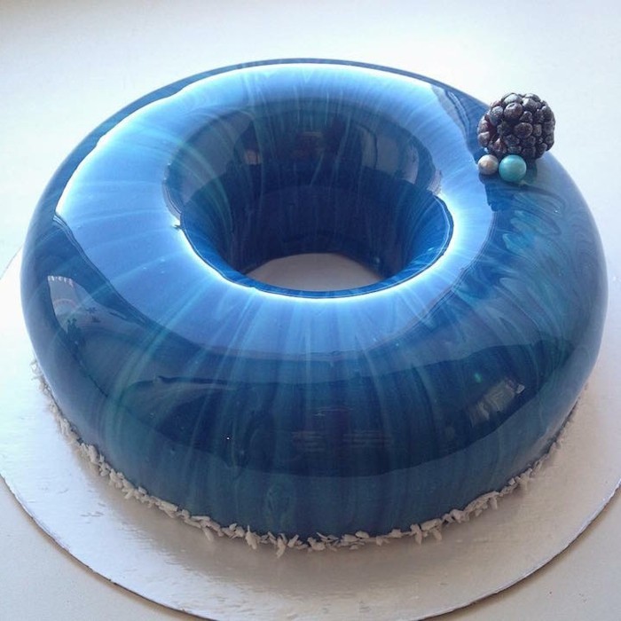 glacage-miroir-marbre-nappage-bleu-original-donut