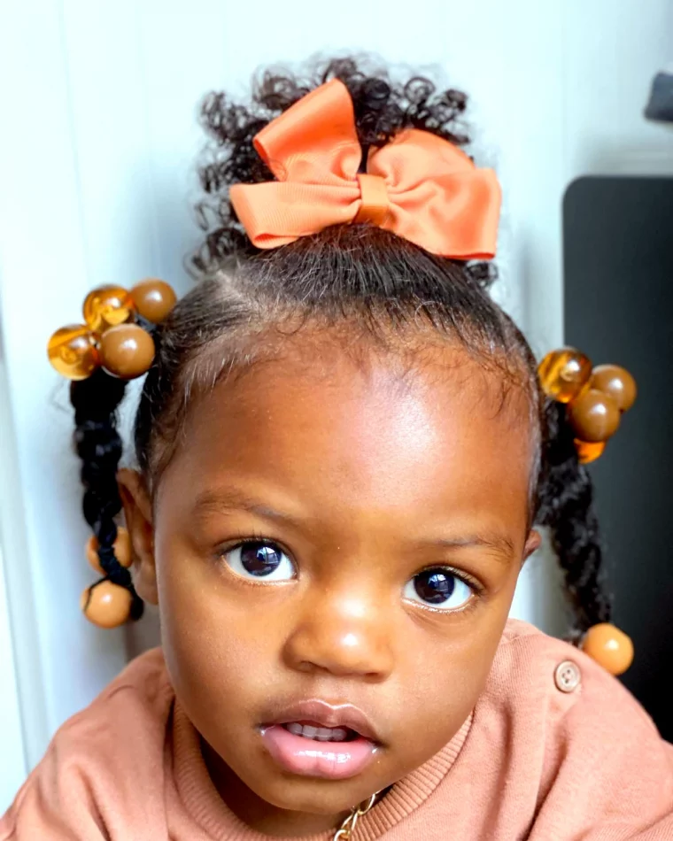 idee de coiffure originale petite fille cheveux crepus