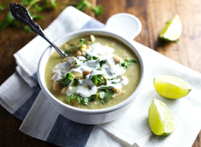 idea-good-health-eating-healthy-and-balanced-soup