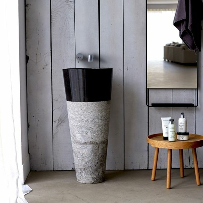 lavabo-colonne-vasque-marbree-noir-et-blanc-tabouret