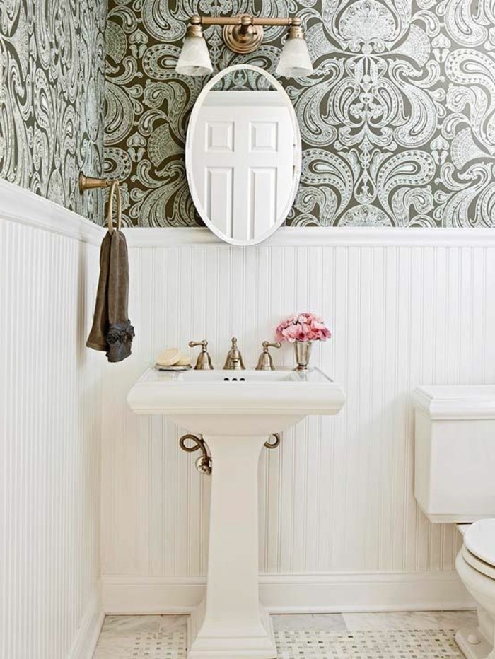 lavabo-colonne-vasque-sur-pied-miroir-ovale-salle-de-bain-elegante