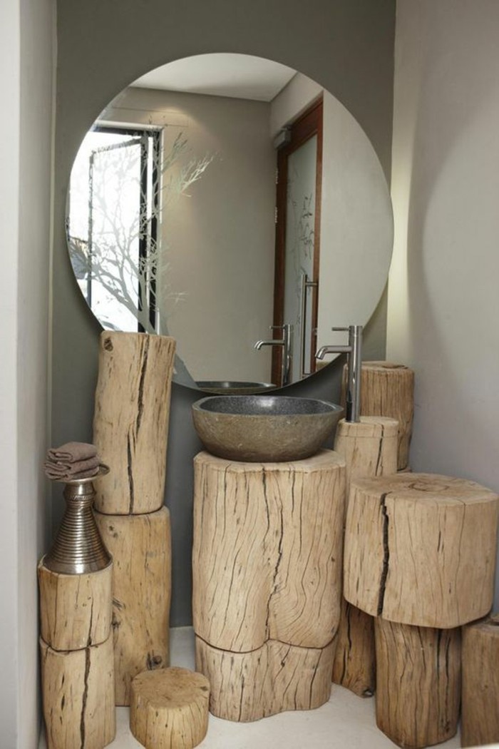 lavabo-en-pierre-grand-miroir-rond-accroche-au-mur