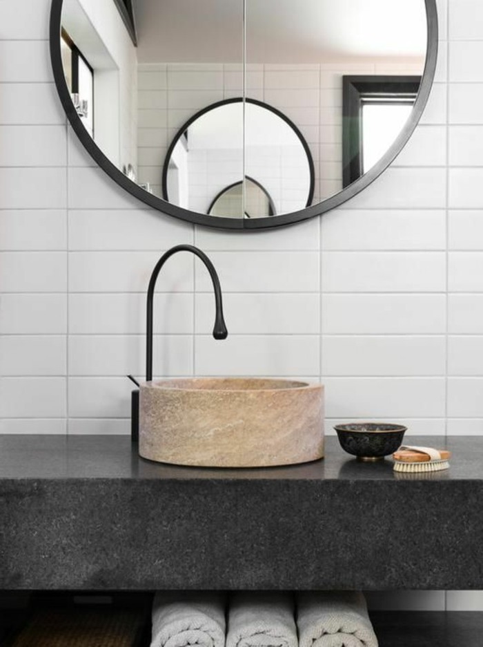 lavabo-en-pierre-grand-miroir-rond-vasque-a-poser