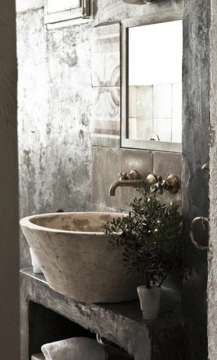 lavabo-en-pierre-vasque-salle-de-bain-pierre-sur-comptoir-en-beton