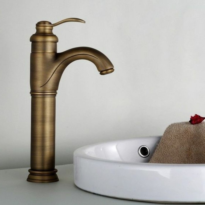 lavabo-retro-robinet-melangeur-finition-magnifique