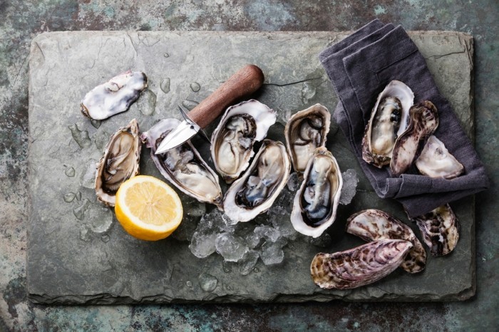 petit-plat-une-recette-preparer-un-repas-romantique-idee-repas-st-valentin-oyster