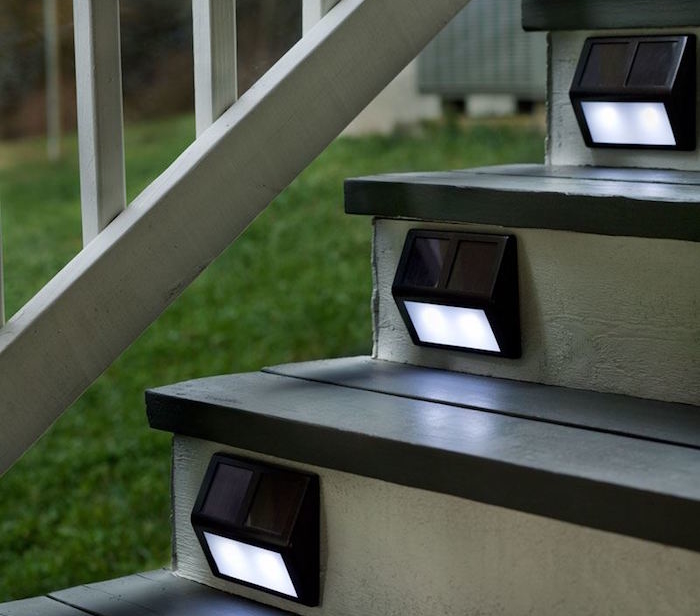 spot-solaire-eclairage-exterieur-escalier