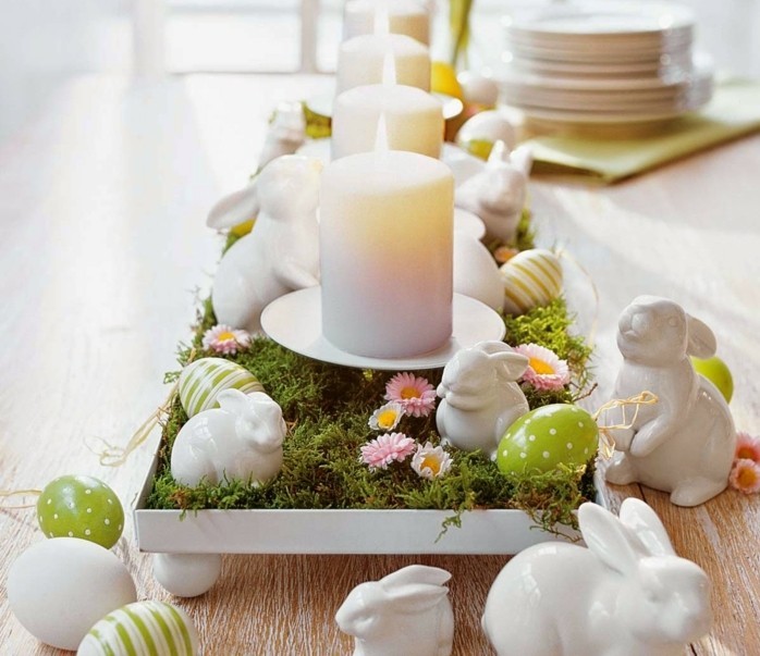 table-rustuque-en-bois-lapins-en-porcelaine-et-oeufs-colores-beau-centre-de-table-et-magnifique-deco-table-paques